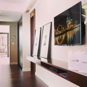 Image post by @hotelmadero on Instagram