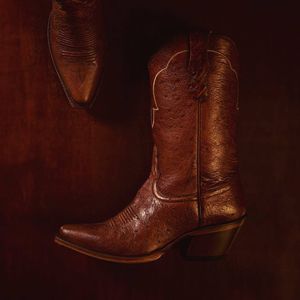 Image post by @tonylamaboots on Instagram