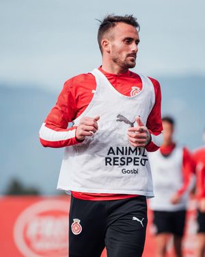 Image post by @gironafc on Instagram