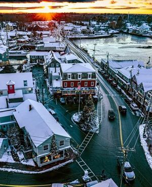 Image post by @themainemag on Instagram