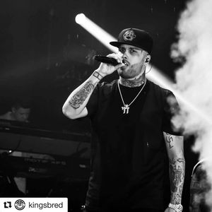 Image post by @nickyjam on Instagram