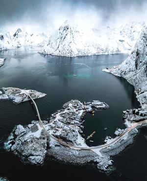 Image post by @dronepals on Instagram