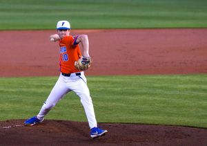 Image post by @gatorsports on Instagram