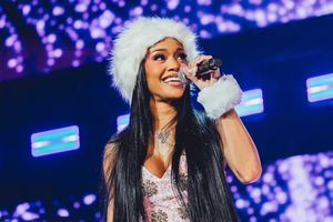 Image post by @iHeartRadio on Twitter/X
