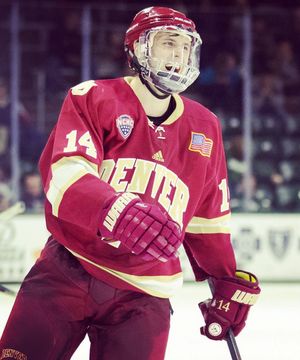 Image post by @du_hockey on Instagram