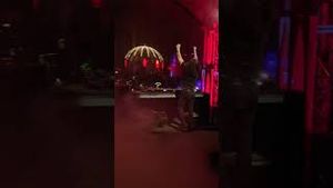 Video post by @goldenfeatures on YouTube