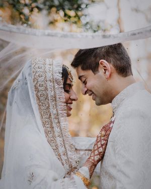 Image post by @thismodernlovephoto on Instagram