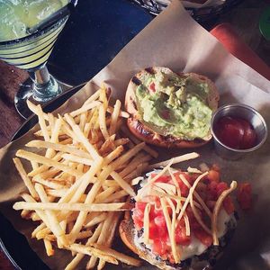 Image post by @roccostacos on Instagram