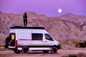 Image post by @owl.van.engineering on Instagram