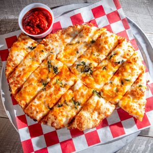 Image post by @parryspizza on Instagram