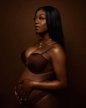 Image post by @demelbolden on Instagram