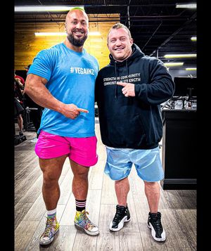 Image post by @thebodybuildingvegan on Instagram