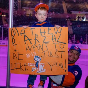 Image post by @nyislanders on Instagram