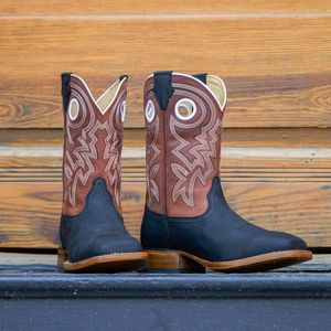 Image post by @justinboots_ on Instagram