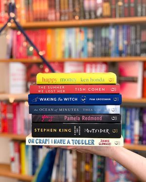 Image post by @gallerybooks on Instagram