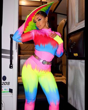 Image post by @myaplanet9 on Instagram