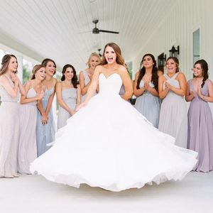 Image post by @theknot on Instagram