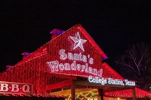 Image post by @santaswonderland on Instagram