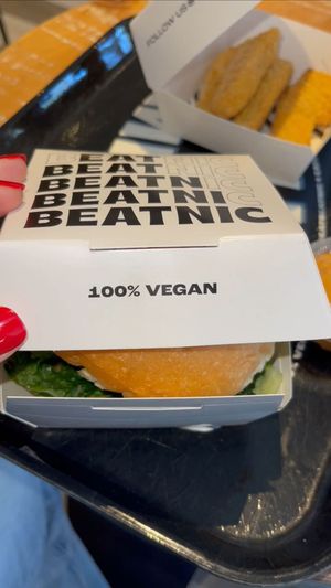 Video post by @eatbeatnic on Instagram