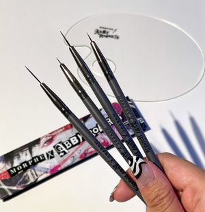 Image post by @morphebrushes on Instagram