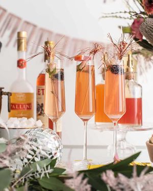 Image post by @sugarandcharm on Instagram