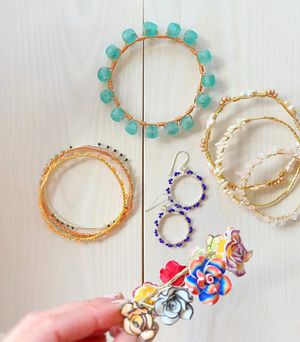 Image post by @beadcache on Instagram