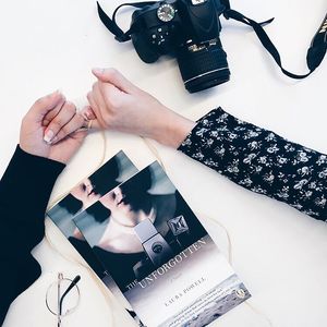 Image post by @gallerybooks on Instagram