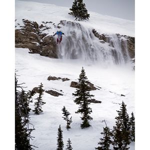 Image post by @sierra_at_tahoe on Instagram