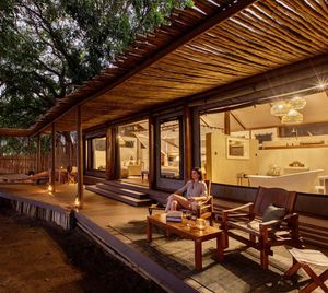 Image post by @chiawasafaris on Instagram