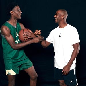 Image post by @cp3 on Instagram