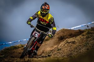 Image post by @foxmtb on Instagram
