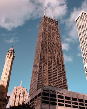 Image post by @exploreschicago on Instagram