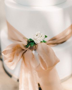 Image post by @eventsbyroam on Instagram