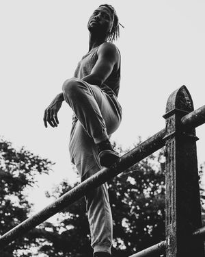 Image post by @apexx_model on Instagram