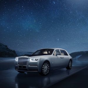 Image post by @rollsroycecars on Instagram