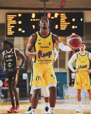 Image post by @usavignonpontetbasket on Instagram