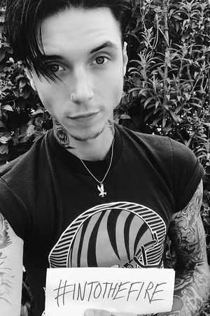 Image post by @AAofficial on Twitter/X