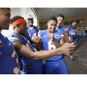 Image post by @gatorsports on Instagram