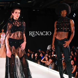 Image post by @runway7fashion on Instagram