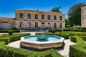 Image post by @christiesrealestate on Instagram