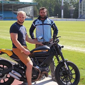 Image post by @avironrugbypro on Instagram