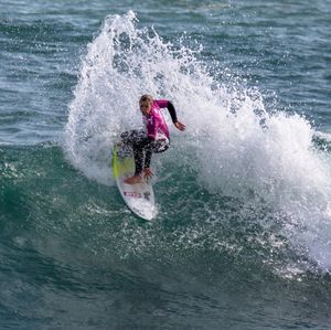 Image post by @wsl.qs on Instagram