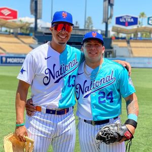 Image post by @syracusemets on Instagram