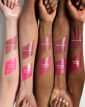 Image post by @fentybeauty on Instagram