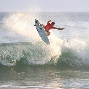 Image post by @wsl.qs on Instagram