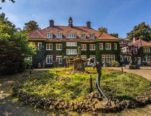 Image post by @christiesrealestate on Instagram