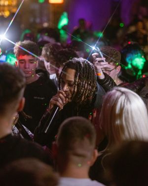Image post by @addictedparties on Instagram