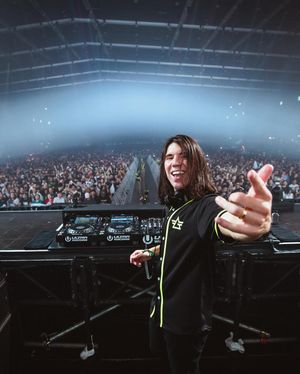 Image post by @gryffin on Instagram