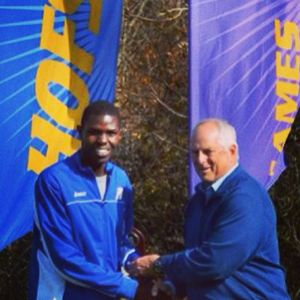 Image post by @hofstratrackxc on Instagram