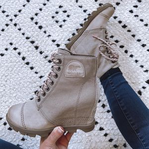 Image post by @dsw on Instagram